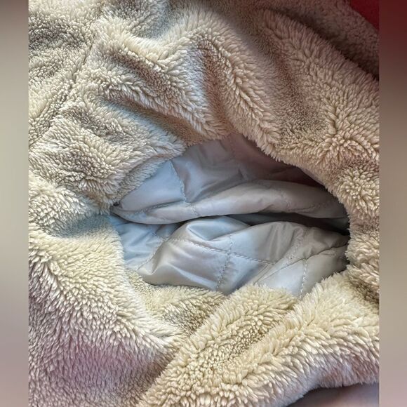 Mazine Chelsea Winter Puffer Jacket - Sherpa Lined - NWT - Picture 14 of 15